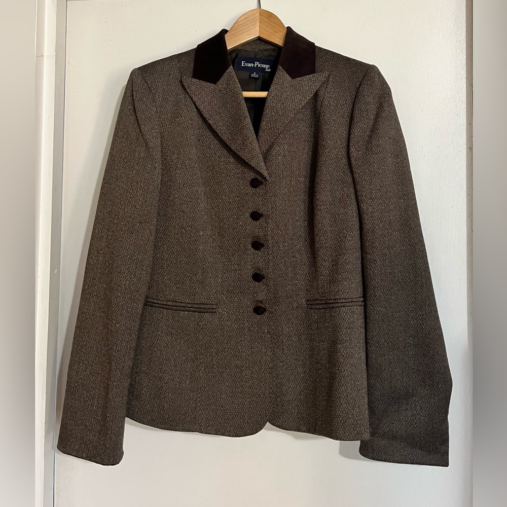 Evan-Picone brown suit, fitted 5-button blazer with straight midi skirt, size 6 - Picture 3 of 9